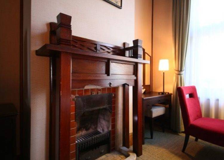 ▲幾乎所有本館客房裡都有的壁櫥式暖爐，據說一直到大正時代初期都還有在使用