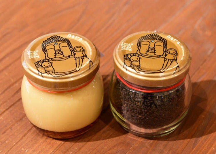 ▲On the left is the Pudding Jam 700 yen (tax included) that looks similar to Mahoroba Pudding (small). It has a flavor as if you made pudding into a paste, and makes your toast nice and sweet! On the right is the Pudding Tea 700 yen (tax included), with a pudding aroma it is best to drink it as milk tea.