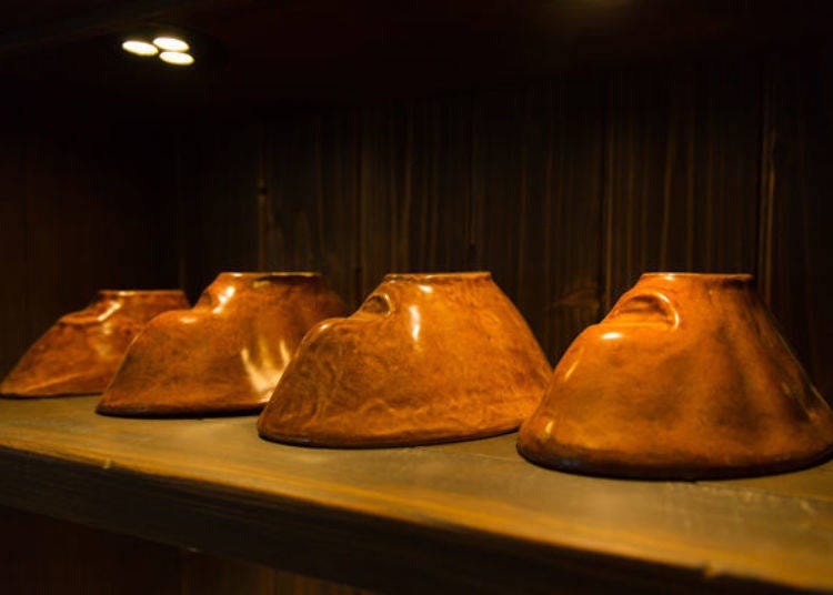 ▲ J'oublie Le Temps original bread molds for the Mount Ibuki. These are Koto ware made locally.
