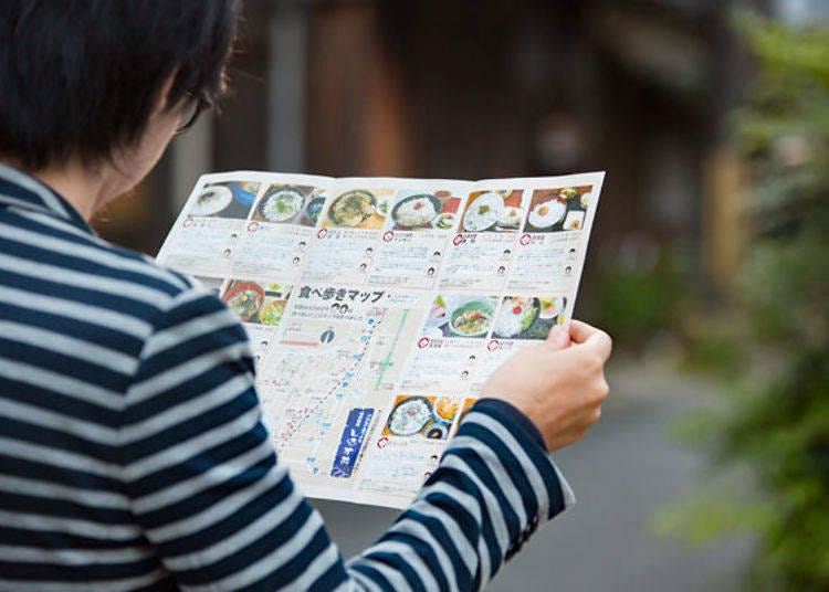 ▲Start your shirasu-don tour with the Shirasu-don Eating Tour Map