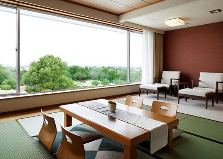 ▲寬敞舒適的「Superior Tatama Room」,很受家庭旅客喜愛。1晚2餐21,000日圓~(一室5人時的大人費用,已含稅和服務費)