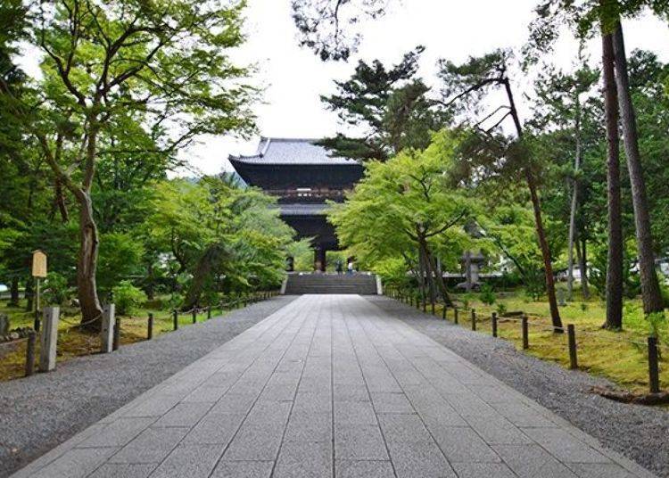 Stroll the grounds of Nanzenji, one of Kyoto's most famous temples