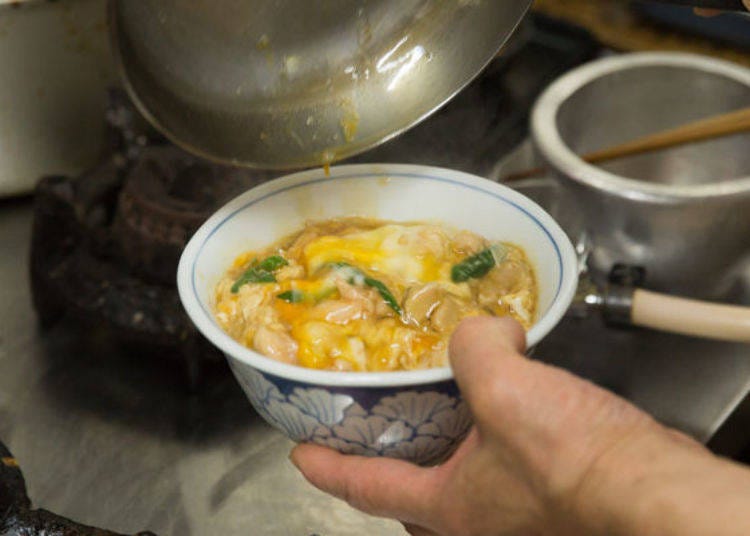 ▲ The hot rice further adds flavor making this a sumptuous meal.