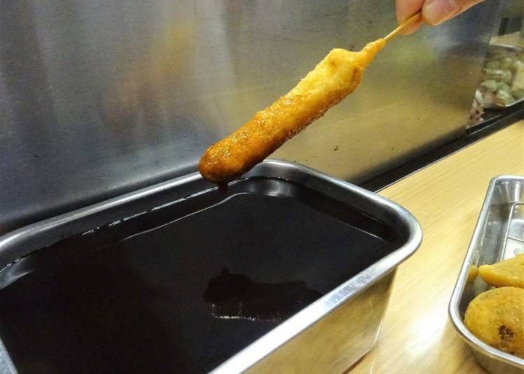 Kushikatsu manners: Is double-dipping allowed?