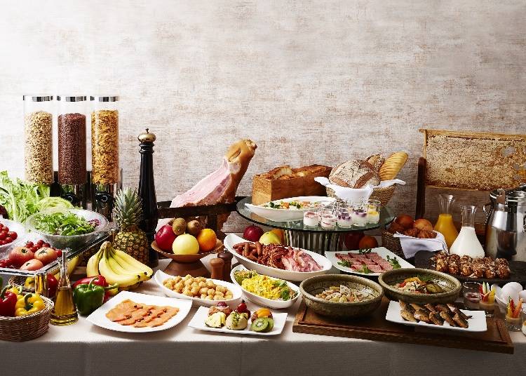 だしにこだわった和食や自慢のクロワッサンに舌鼓