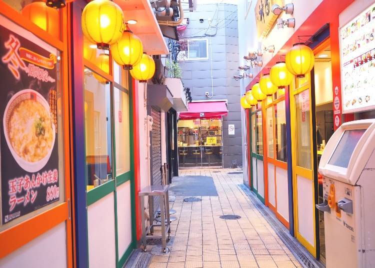 2. Dotonbori Kamukura Dotonbori: Long-beloved, jealously-guarded Osaka ramen soup