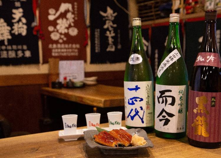 蒲燒鰻880日圓（未稅），可以搭配日本酒3種評飲享用