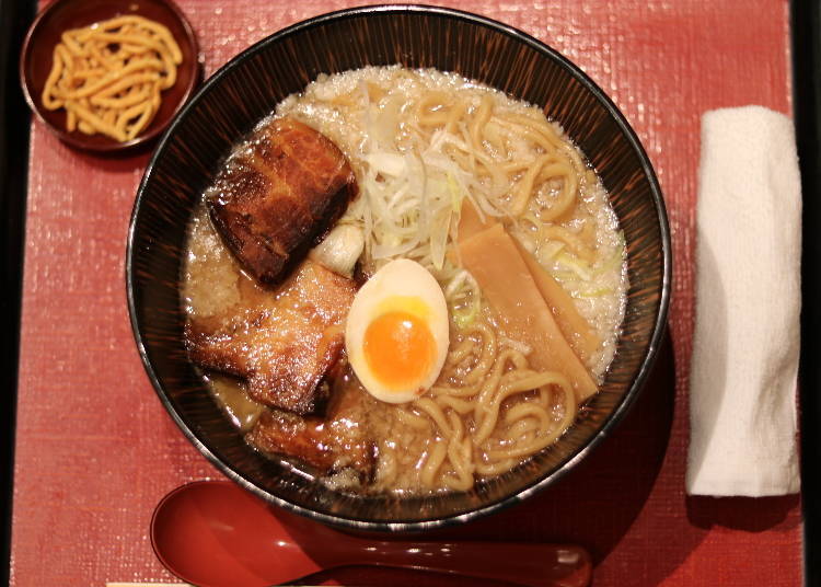 Urakeiji Ramen (900 yen, tax included)