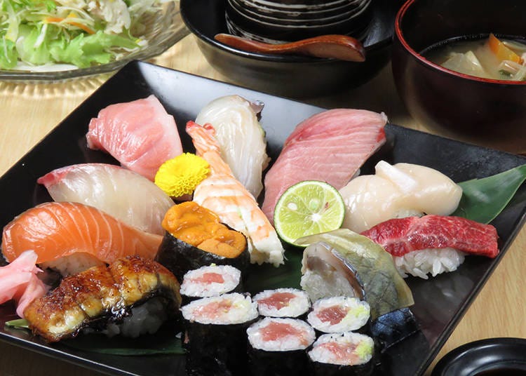 Large lunch set (1,800 yen, tax included)