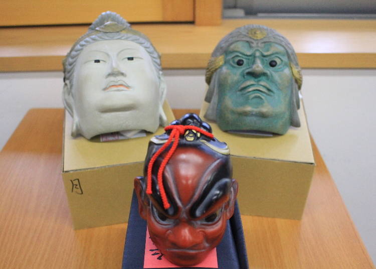 Ceramic bells (Nio guardians) 650 yen; masks 5400 yen each; all prices tax included