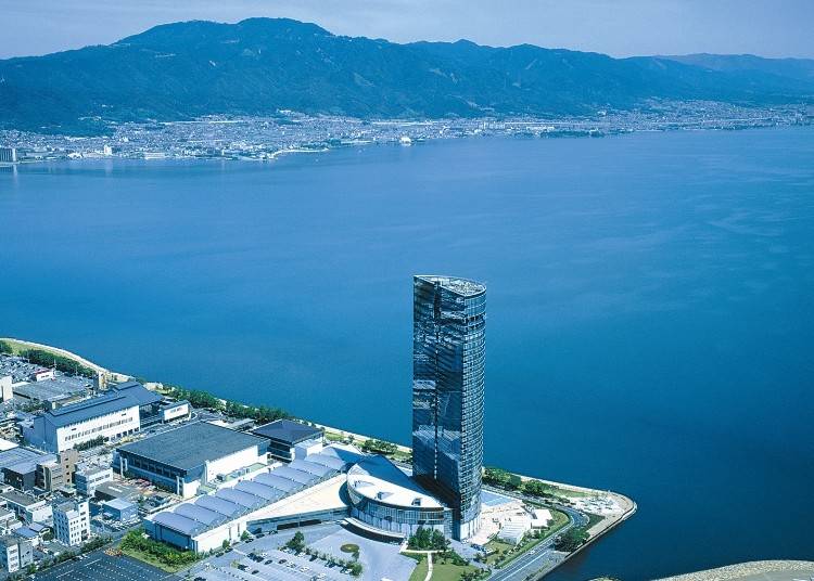 琵琶湖を見渡す大パノラマが魅力の高層ホテル「びわ湖大津プリンスホテル」