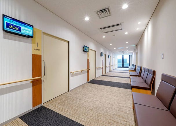 Osaka Namba Clinic: Convenient Location; Treatment in a Wide Variety of Specialties