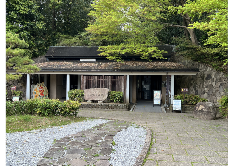 ▲高松塚壁畫館的入口