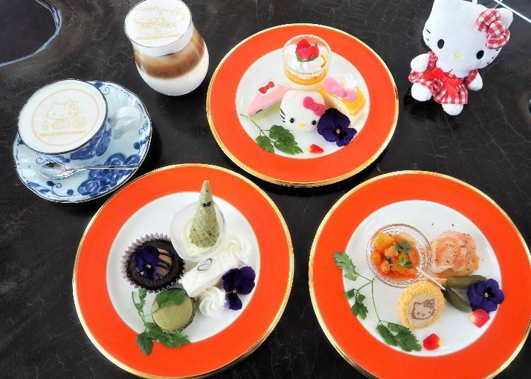 The Three-Tiered Elegant High Tea (2,500 yen). Ingredients vary by season. For an additional 300 yen, you can include a drink. (© 2022 SANRIO CO., LTD. APPROVAL NO. L621898)