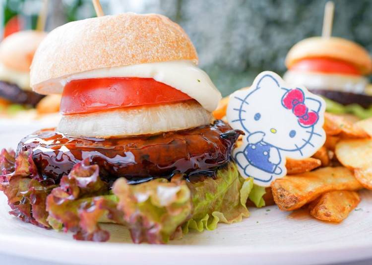 The show includes a meet and greet with Hello Kitty and lunch. You won't believe that this burger is meat-free! You'll just have to try it for yourself!  (Photo courtesy of HELLO KITTY SMILE / ©2022 SANRIO CO., LTD. APPROVAL NO. L621898)