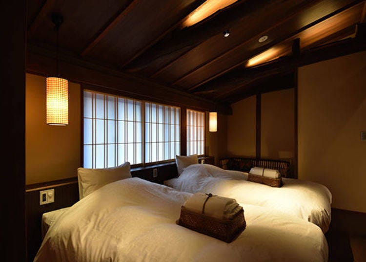 ▲Fuji-murasaki Twin Bedroom. 2 persons, 23,000 yen each plus tax on weekdays, 2 meals included.