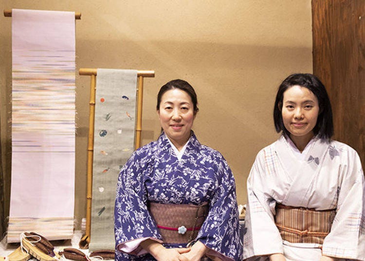 Ms. Ishikawa (left), and Ms. Okamoto