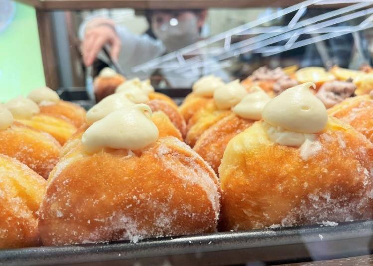 傳說中的生甜甜圈專賣店！「PIECE OF BAKE」