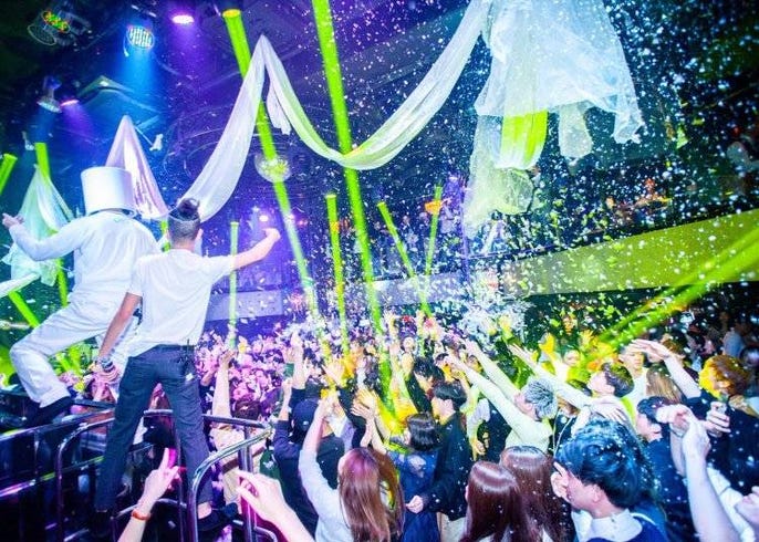 大阪で夜遊び Club好き外国人におすすめ 大阪クラブ 4選 Live Japan 日本の旅行 観光 体験ガイド