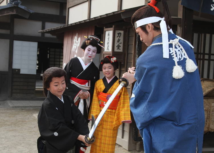 Enjoy a wide variety of costumes at Toei Kyoto Studio Park!