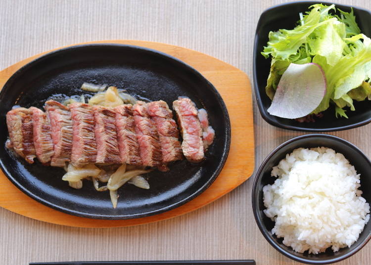 Chuck Steak Set, 1,280 yen (tax included)