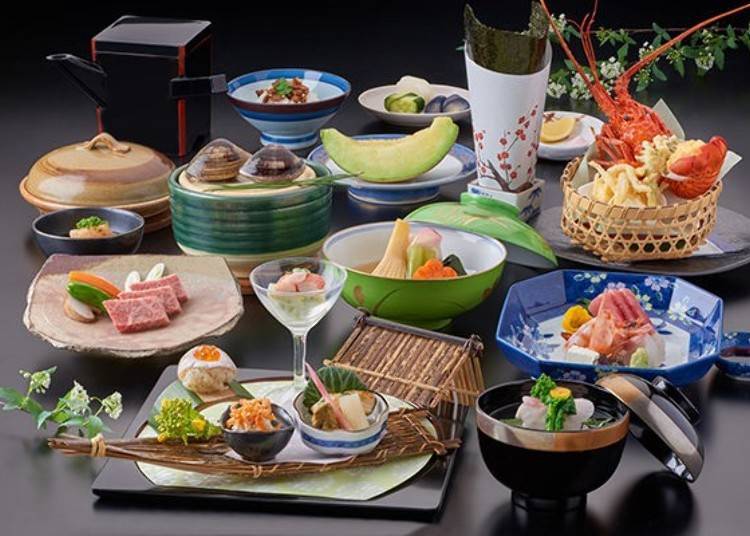 ▲本館晚餐的「會席料理」※僅為住宿本館時的參考。因為使用各當令食材,菜色內容會依季節變化