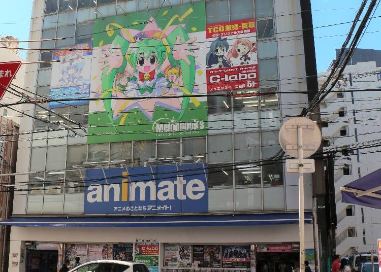 서일본 최대의 규모를 자랑하는 ‘애니메이트 오사카 닛폰바시’