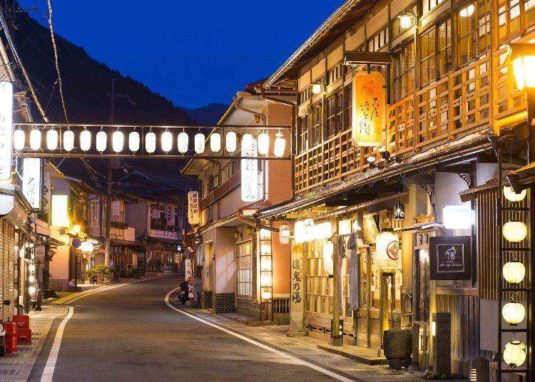 4 Top Onsen in Kyoto & Nara To Visit This Fall: Hot Springs With Autumn Colors!