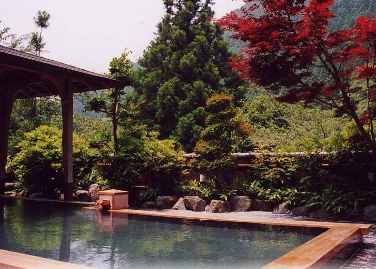Open-air bath "Horokuyu"
