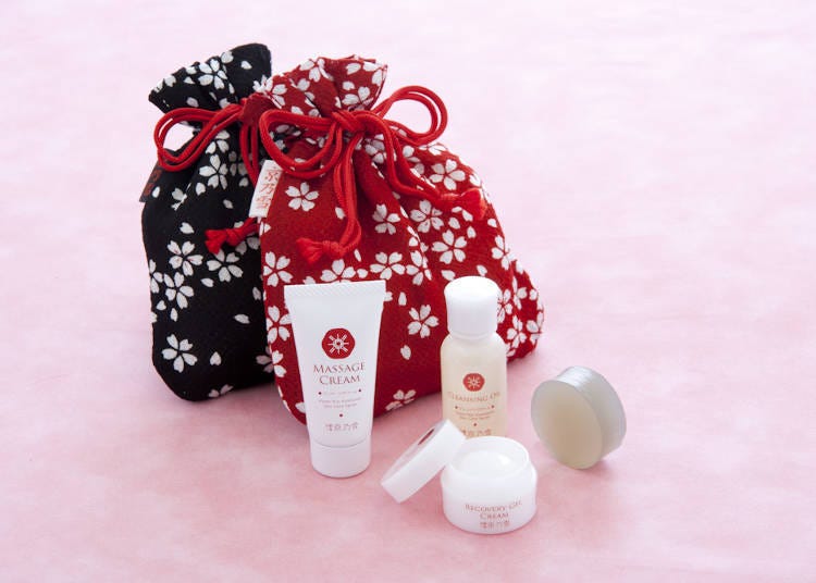 Sakura Purse-String Travel Set (cleansing oil, natural soap, massage cream, recovery gel cream)