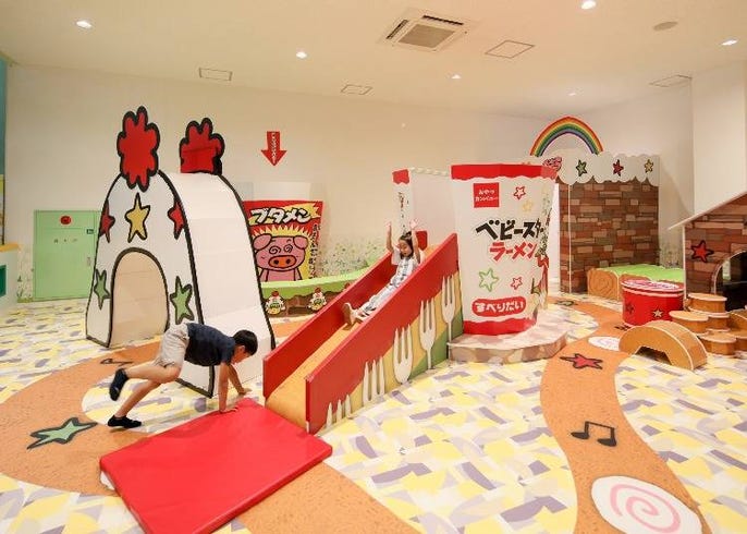 ベビースター作りもできる 三重の新スポット おやつタウン の楽しみ方 Live Japan 日本の旅行 観光 体験ガイド