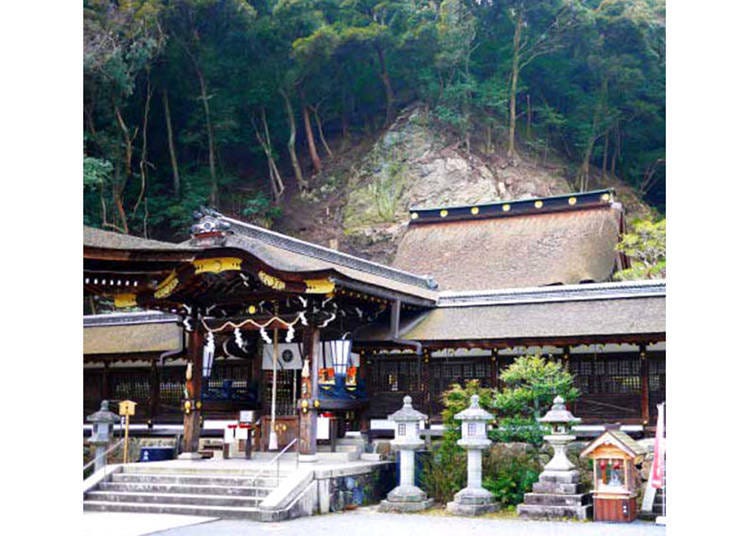 8. Matsunoo Taisha Shrine (松尾大社)