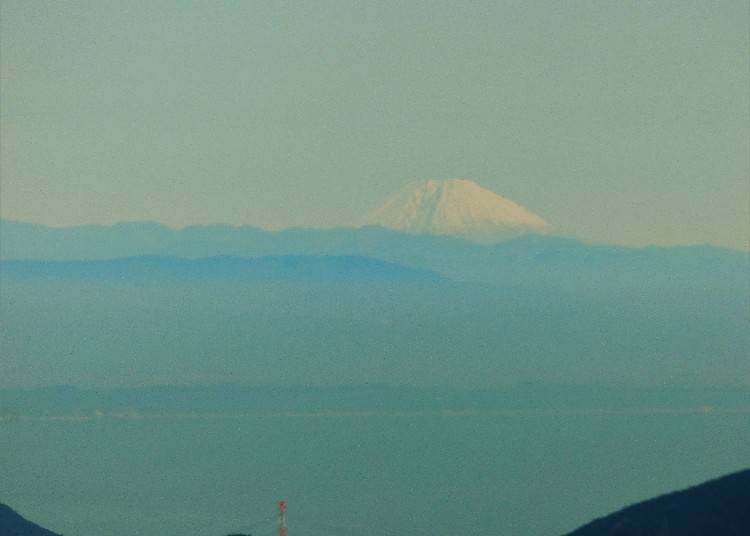 三峰山から見た富士山