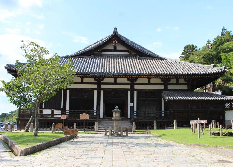 Hokkedo (Sangatsudo) Hall