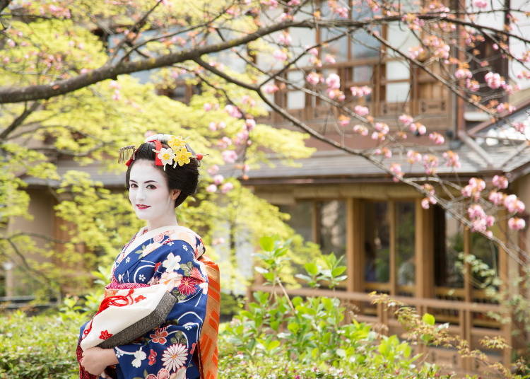 到京都的「舞妓變身Stadio 四季本店」變身為舞妓美人！