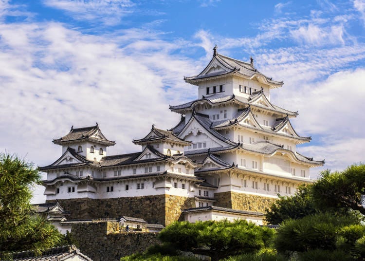 Himeji Castle (Get off at JR Himeji Station)