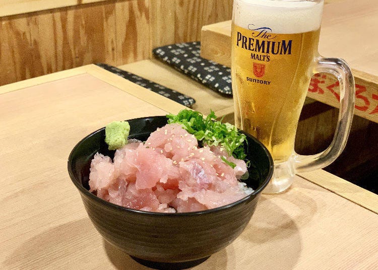 Maguro no nakaochi-don [Tuna meat-off-the-bones bowl] (regular) 800 yen