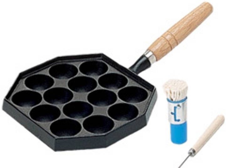 2. Induction range-compatible takoyaki pans