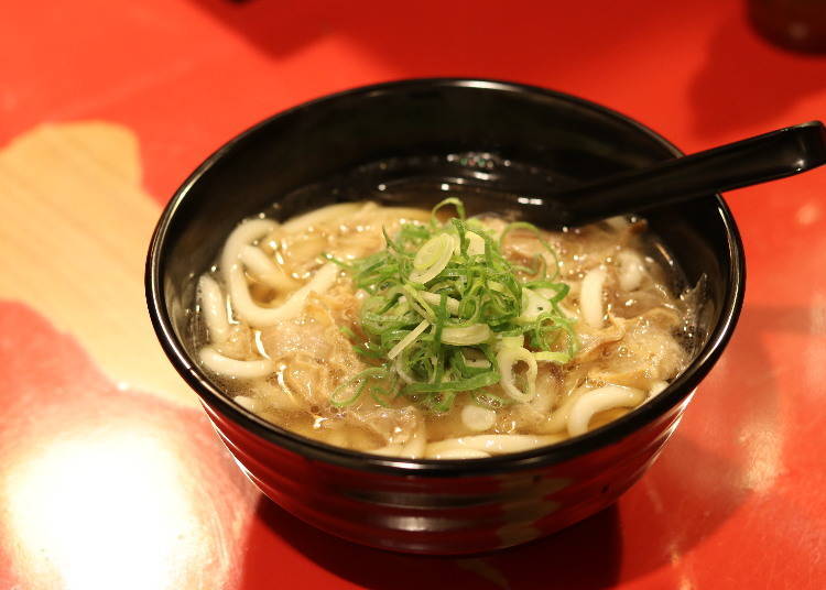 Kasu Udon (700 yen, tax included)