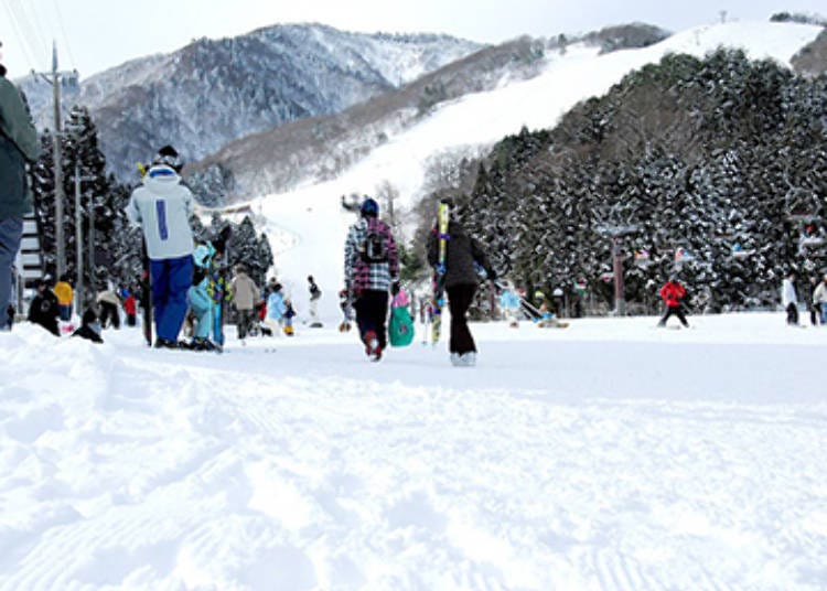 4. Kaminabe Kogen Manba Ski and Snowboard Resort (Hyogo)