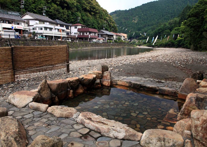 人気の和歌山 熊野本宮温泉郷 立ち寄るべきおすすめの温泉とは Live Japan 日本の旅行 観光 体験ガイド
