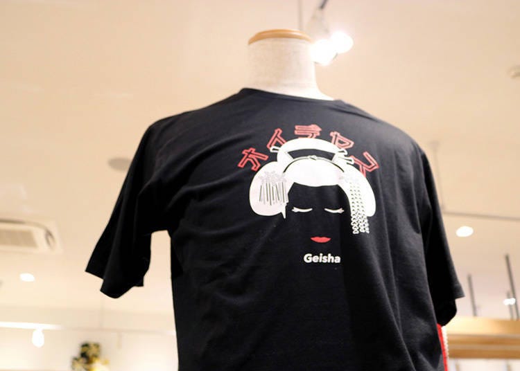 Geisha T-shirt LL (1,290 yen)