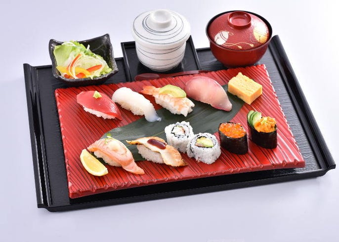1 000円のセットも 京都で見つけた コスパ抜群のおすすめ寿司店 3選 Live Japan 日本の旅行 観光 体験ガイド