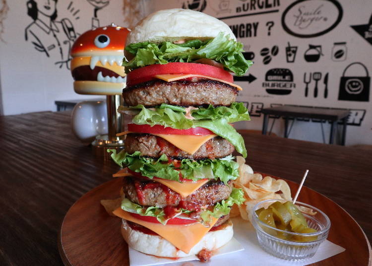 Smile Burger quatro 3,300 yen (including tax)