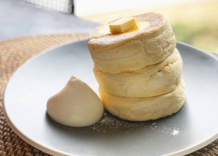 Ricotta cheese pancake (1,350 yen, with tax)