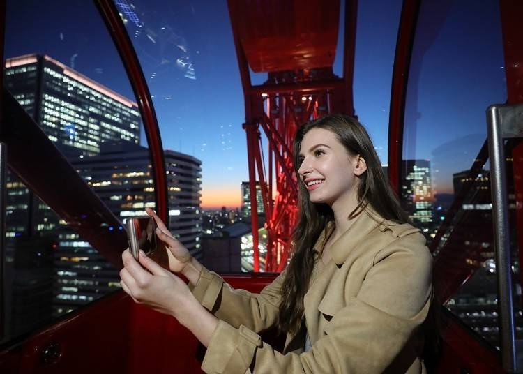 ■ See the nighttime cityscape from Umeda's symbol, the Ferris wheel