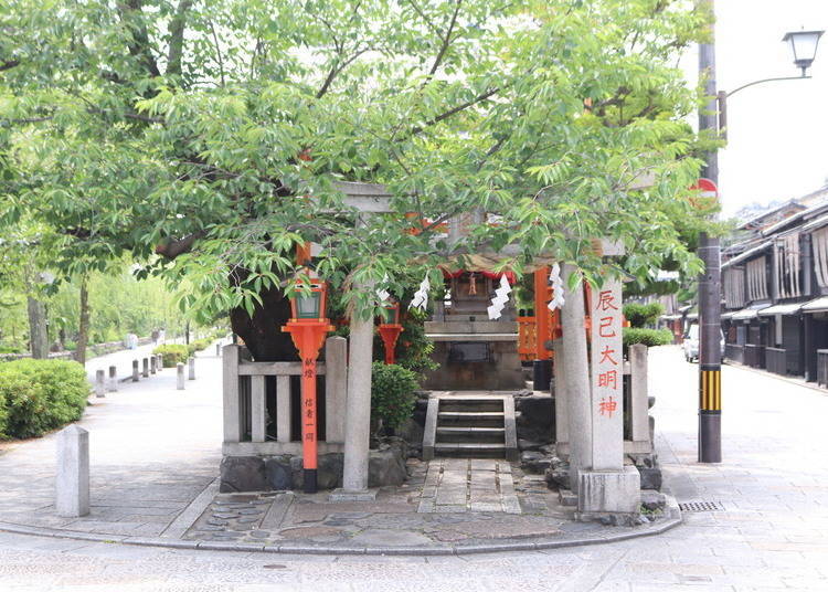 tourist map of gion