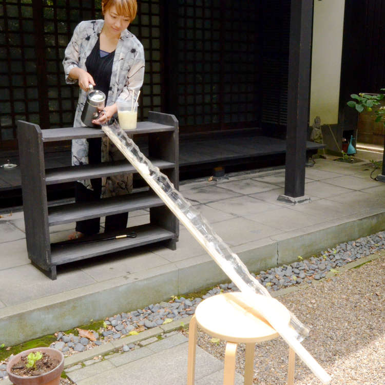 身近なあのアイテムでOK！自宅で簡単「流しそうめん」を楽しむ方法
