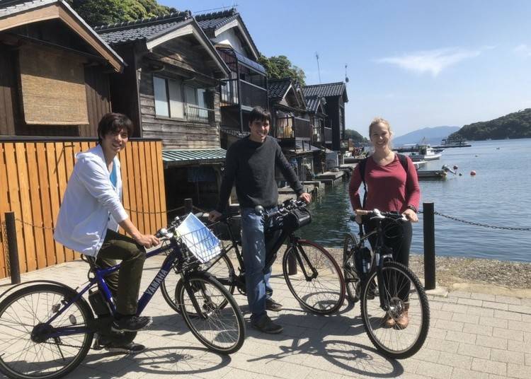 Rent an e-bike to enjoy Funaya's local sights up close and personally!