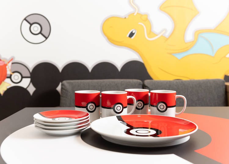 Even the dishes feature adorable Pokeball designs!